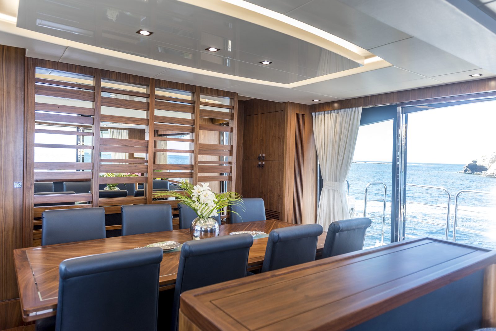 Sunseeker 86 Yacht "JUPJU" photo 10 thumbnail