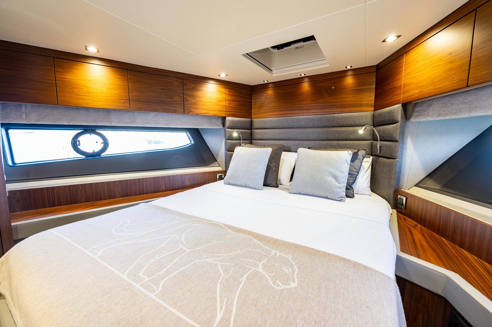 Sunseeker Manhattan 66 "AQUANAUT" photo 10 thumbnail